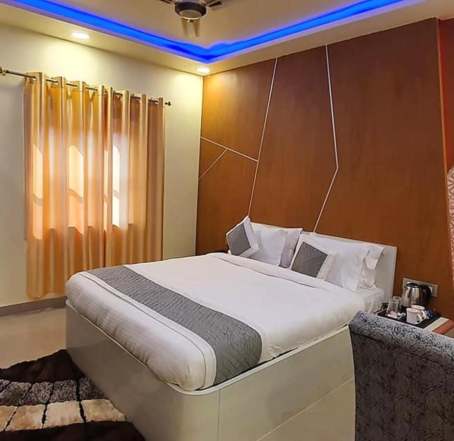 Gokul Raj By Wb Economy , Madhubani Hotel ภายนอก รูปภาพ