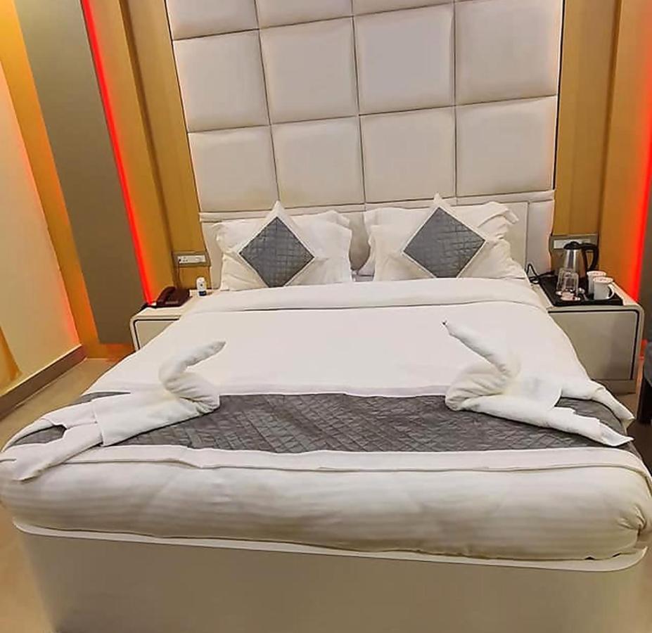 Gokul Raj By Wb Economy , Madhubani Hotel ภายนอก รูปภาพ